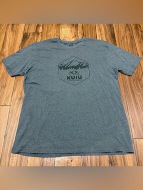 KUIU Shirt Mens 2XL Gray Logo Short Sleeve Hunting Outdoor Graphic Tee